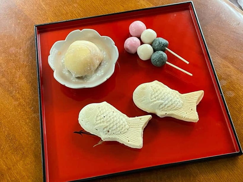 Kyoto: Wagashi (Japanese sweets) Cooking near Fushimiinari - Arriving in a traditional Japanese room