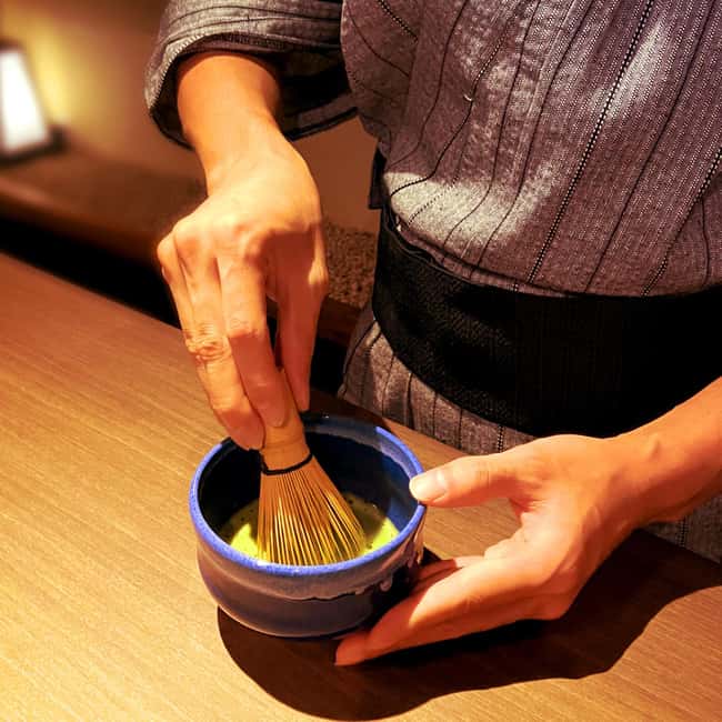 Kyoto: Wazuma Magic Show & Tea Ceremony - The 30-minute Wazuma performance