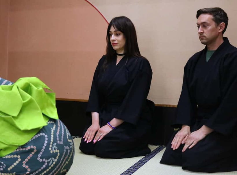 Learn Zen in a class of making Matcha tea near Osaka Castle - Changing into kimono or samurai dress