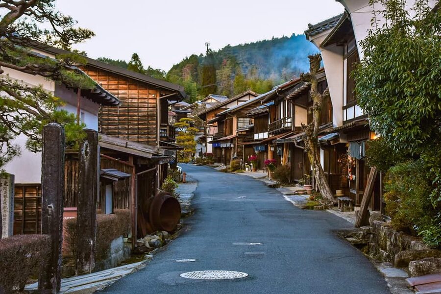 Magome-juku, Tsumago-juku & Ena-kyo 1d Bus Tour from Nagoya - How much walking should you expect?