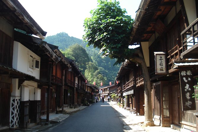 Magome & Tsumago Nakasendo Full-Day Private Trip with Government-Licensed Guide - Who will get the most from this day