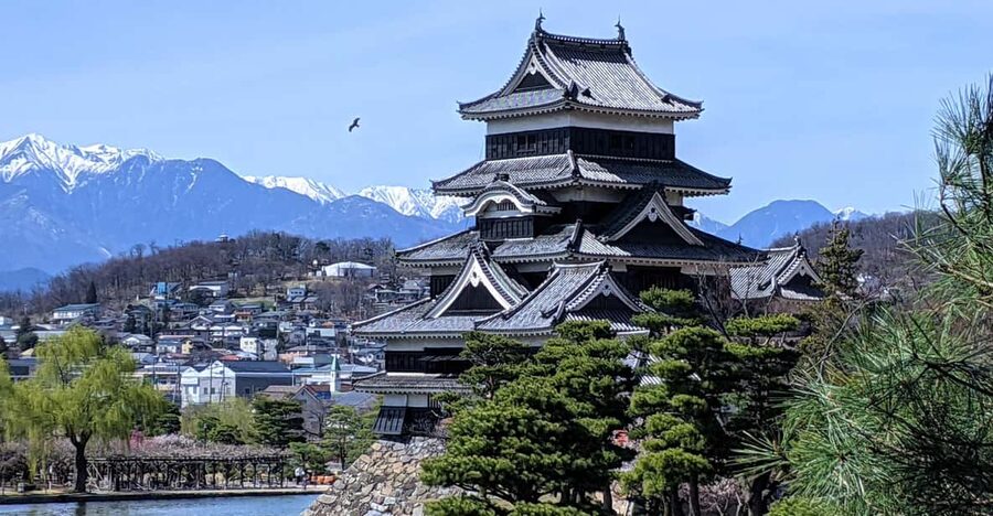 Matsumoto Castle Town Walking Tour - Following the castle route used for defense
