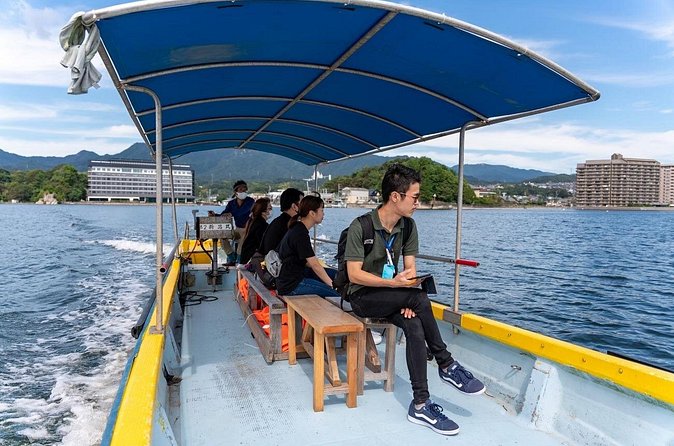 Miyajima Guided Tour and Fresh Oyster Farm Tour - The guide and the pace