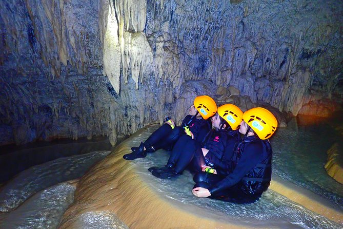 [Miyako Island / Half Day] Pumpkin Limestone Cave & Sea Kayaking - The first paddle to Pumpkin Hall