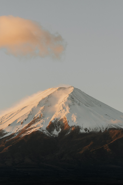Mount Fuji: Customizable Private Tour By Car With Pickup - Lake Yamanaka, Lake Saiko, and Fujiyoshida Honcho Street