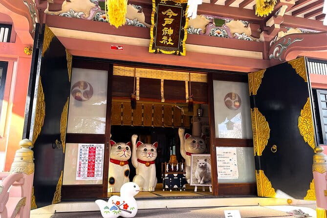 Mount Fuji Full Day Sightseeing Tour from Tokyo - Oshino Hakkai: springs, snacks, and a village feel