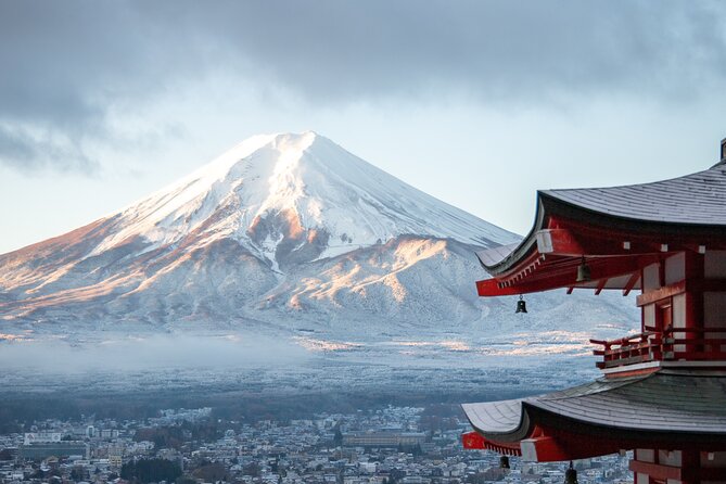 Mount Fuji, Hakone & Lakekawaguchiko Private Group Tour by Car. - Oshino Hakkai’s old village atmosphere