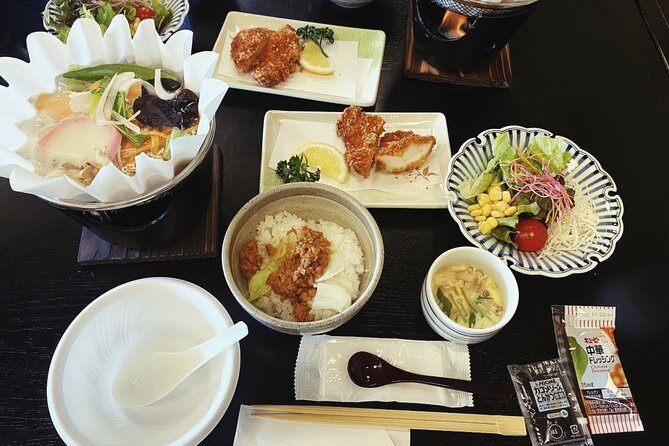 Mt. Fuji and Hakone Day Trip From Tokyo with Bullet Train Option - Lunch: convenient, but choose with care
