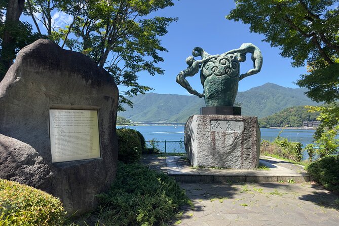 Mt. Fuji, Cherry Blossom & Shiba Sakura Pvt. Day Tour - Guides, vehicles, and how flexible the day really is