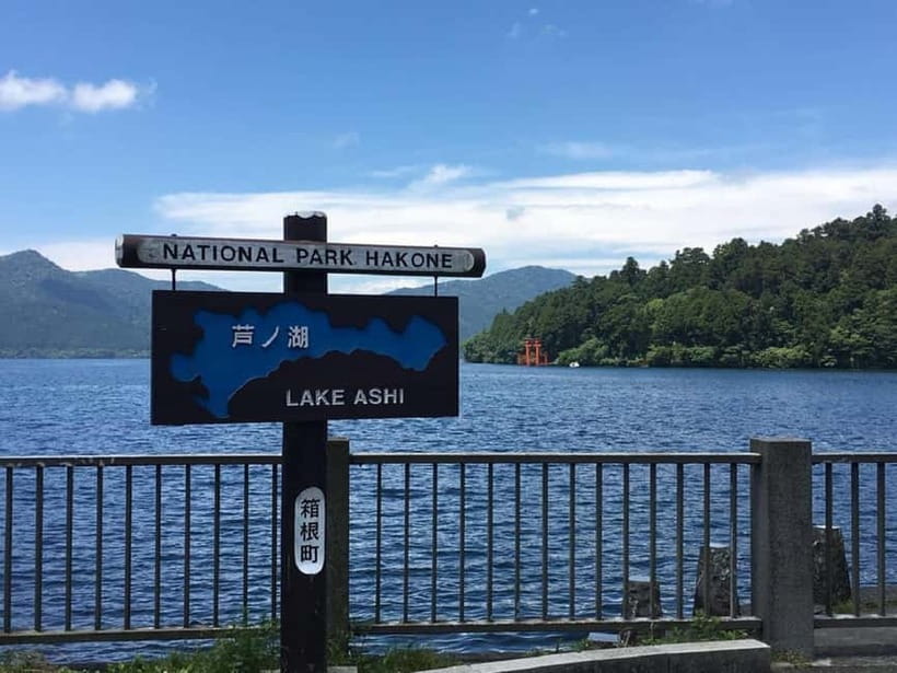 Mt Fuji Hakone/Enoshima Tour:Optional Ropeway/Lake Ashi Boat - Meeting the group in central Tokyo