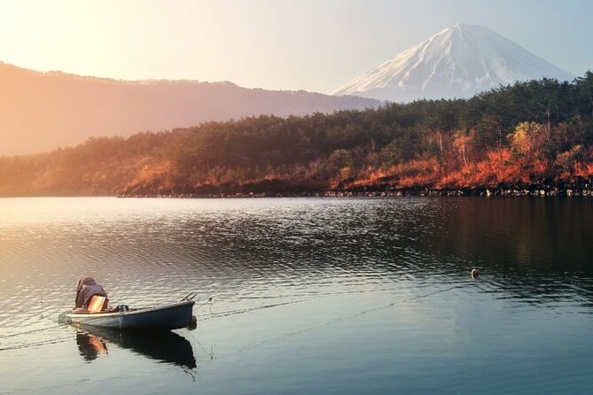 Mt Fuji Private Tour with English Speaking Driver - Kitaguchi Hongu Fuji Sengen Shrine