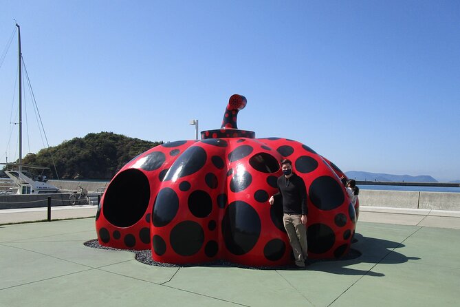 Naoshima Full-Day Private Tour with Government-Licensed Guide - Honmura and the Art House Project