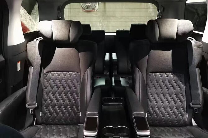 Narita Airport(NRT): Private Transfer to Tokyo/Yokohama 1-9pax - Luggage help and family comfort