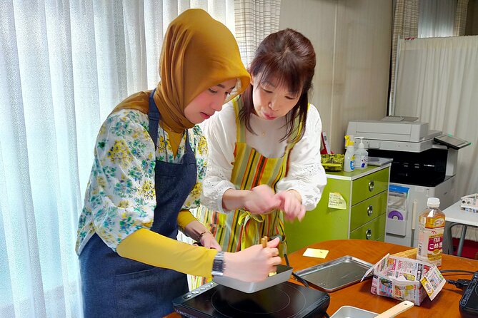 Near Fushimiinari: Kyoto Home Cooking Class & Supermarket tour - Cooking five dishes with a partner or on your own