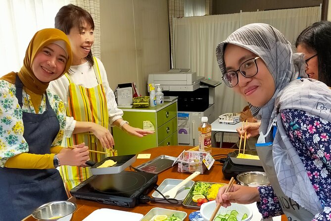 Near Fushimiinari: Kyoto Home Cooking Class & Supermarket tour - What makes the experience memorable