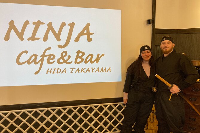 Ninja Experience in Takayama - Basic Course - Changing into a ninja costume