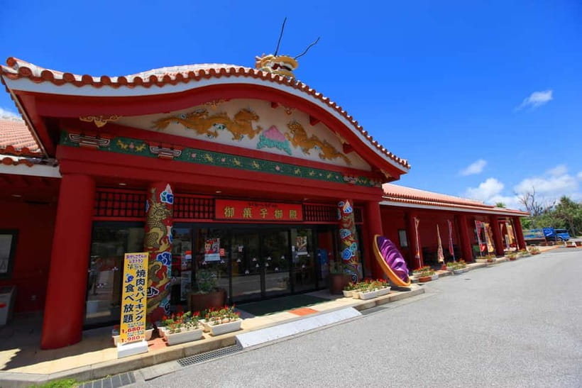 Okinawa Churaumi or Tropical, Kouri American Village BusTour - Morning pickup from Naha or Chatan