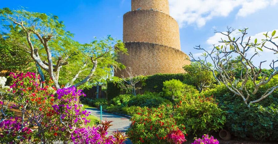 Okinawa: Tropical Dream , Ryukyu Mura, Banta Cafe Bus Tour - Why this bus tour works for a car-free Okinawa day