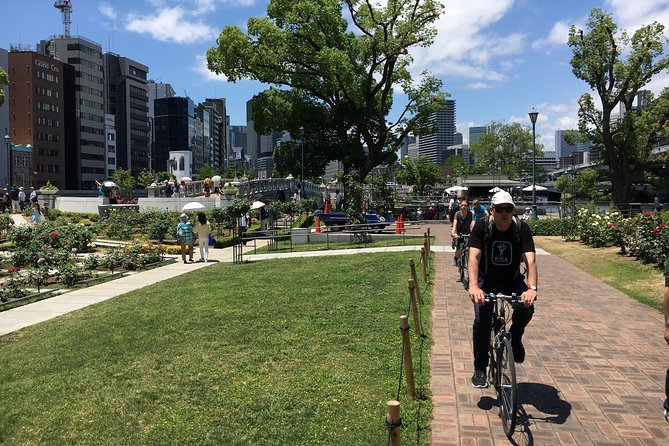 One-Day Osaka Bike Adventure: 5–6 Hours - Shinsekai and the character of old Osaka