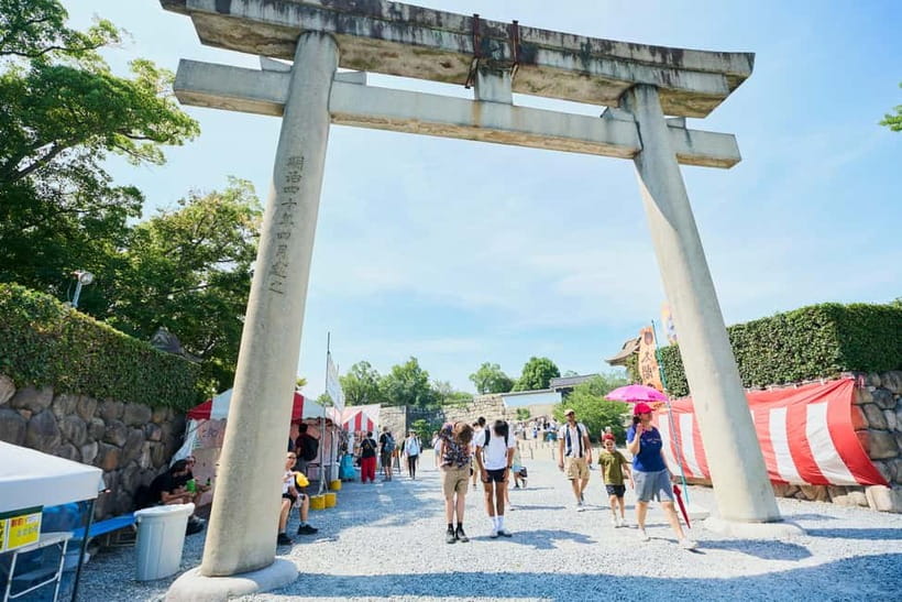 Osaka: Castle History Walking Tour / Castle Tower Admission - Is $33 a fair price?