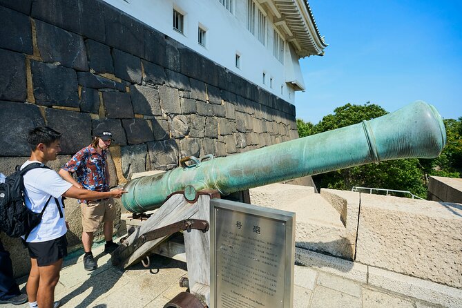 Osaka Castle Walking Tour and Castle Tower Admission - The guides make the difference