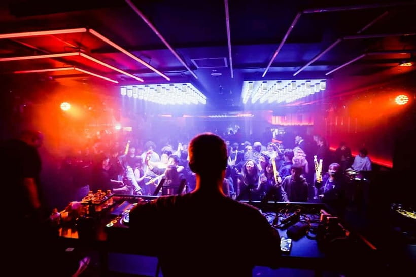 Osaka Dotonbori:GIRAFFE Nightclub Ticket with Drink/VIP Plan - Choosing the right ticket and drink plan