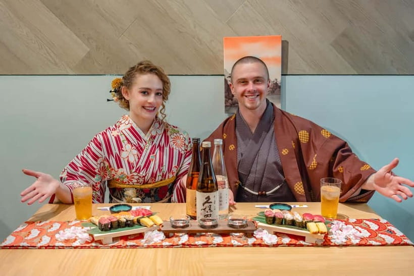 Osaka Dotonbori: Sushi Making Experience - Step one: seasoning the shari, or sushi rice