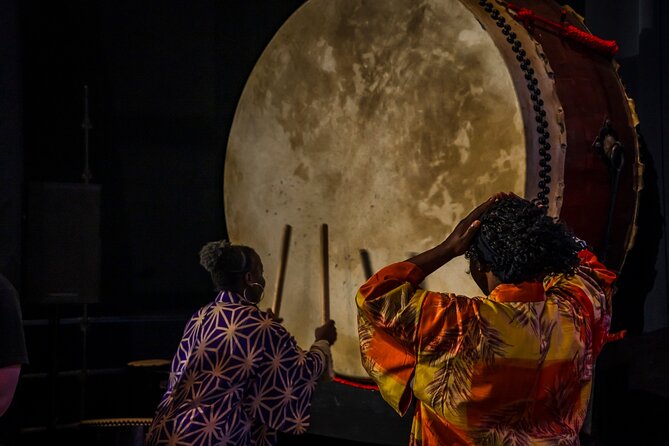 OSAKA:Feel the Power! Learn Taiko Drum from Professionals - Who will enjoy this most?