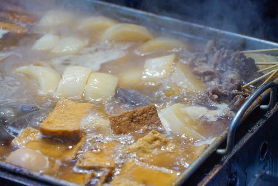 Osaka: Kuromon Market Food Walking Tour (6 stops, 6 tastes) - Why Kuromon Market makes a smart first stop in Osaka