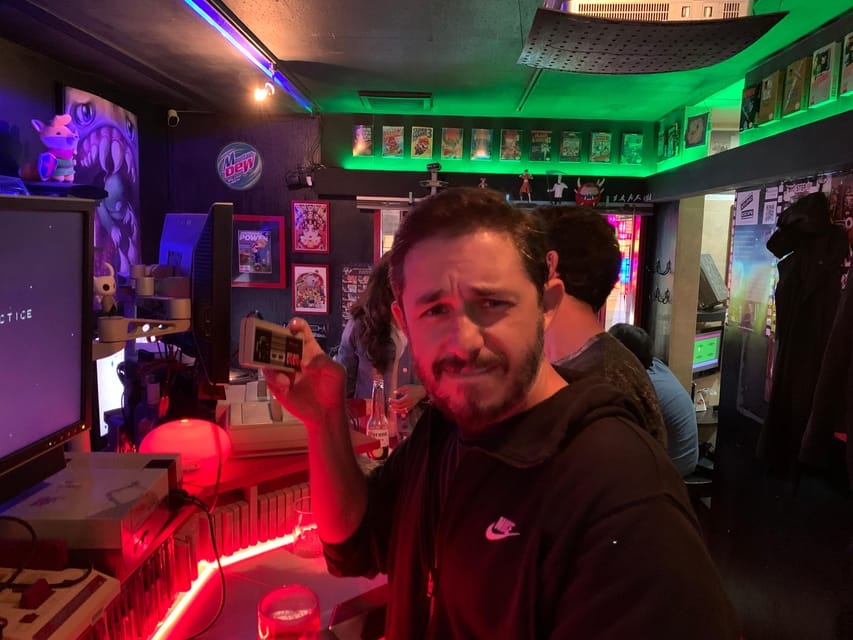 Osaka: Namba Pub Bar Crawl with a Local Guide - Practical details that make or break the night