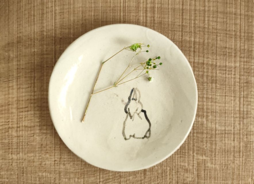 Osaka: Private Ceramic Painting Workshop - Entering a century-old Osaka house
