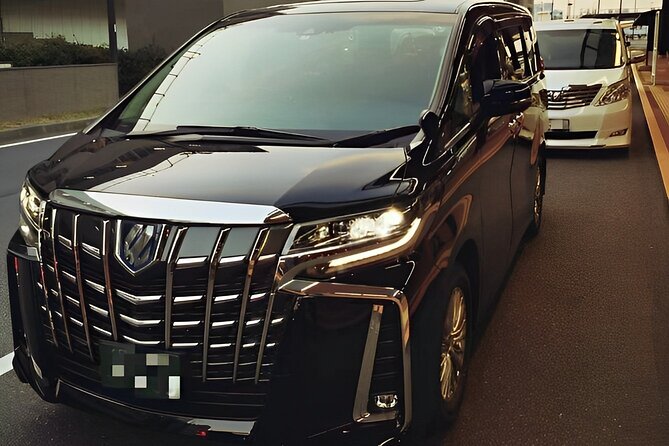 Osaka : Private One-way Transfers to/from Kansai Airport(KIX) - Hotel pickup for an early KIX flight