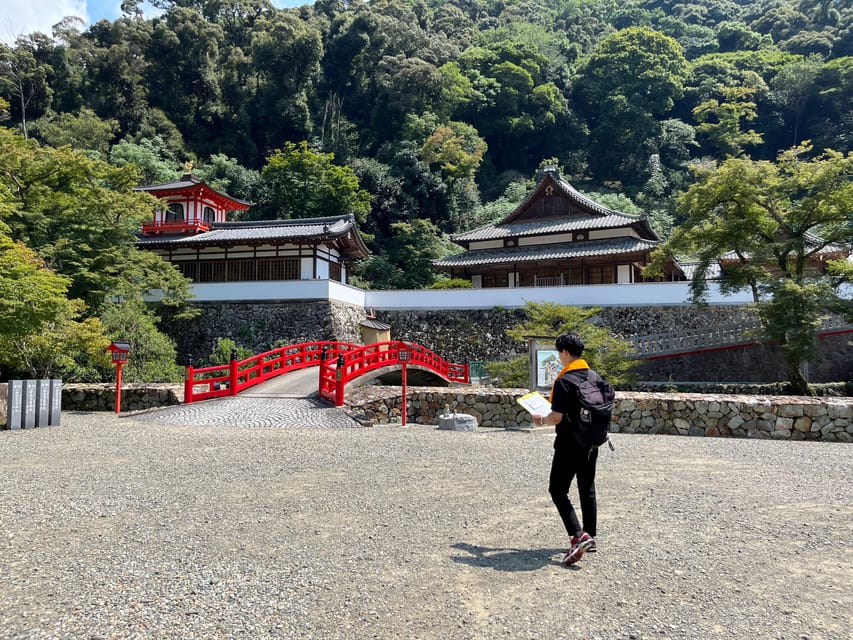 Osaka: Private Samurai Experience - Train with Sword Master - Seeing swords and learning about the tradition