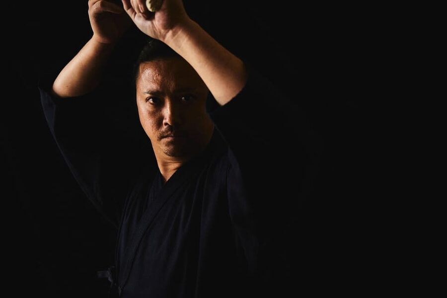 Osaka: Samurai Training Experience KENDO in Osaka - Learning the basics with a Shinai