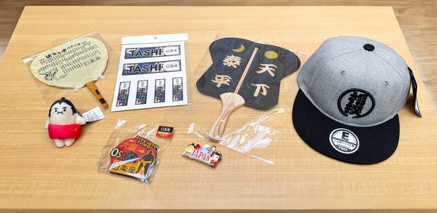 Osaka: Sumo Stage Show with Bento or Snack + Fight & Photo - Audience participation and the chance to enter the ring