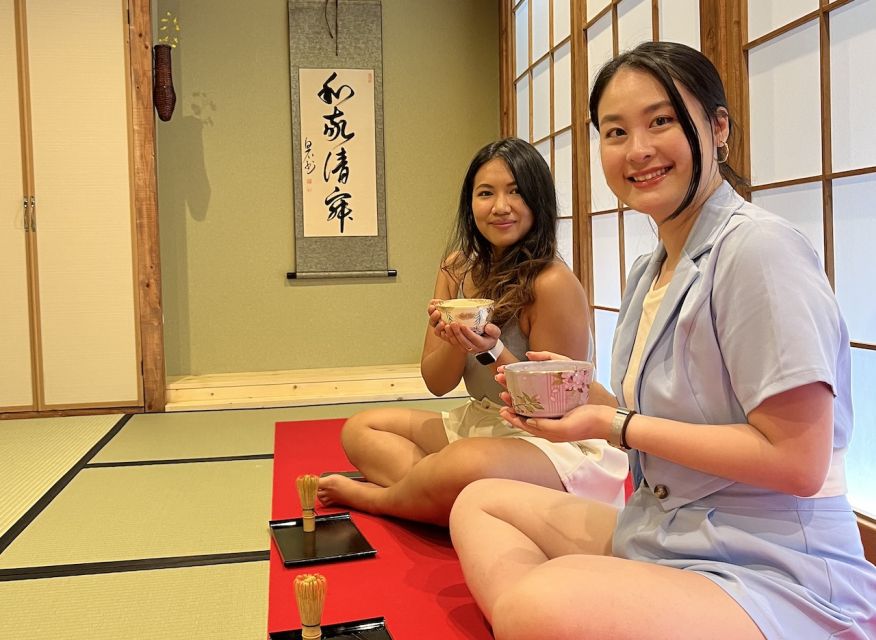 Osaka: Tea Ceremony Experience - Finding the second-floor meeting point