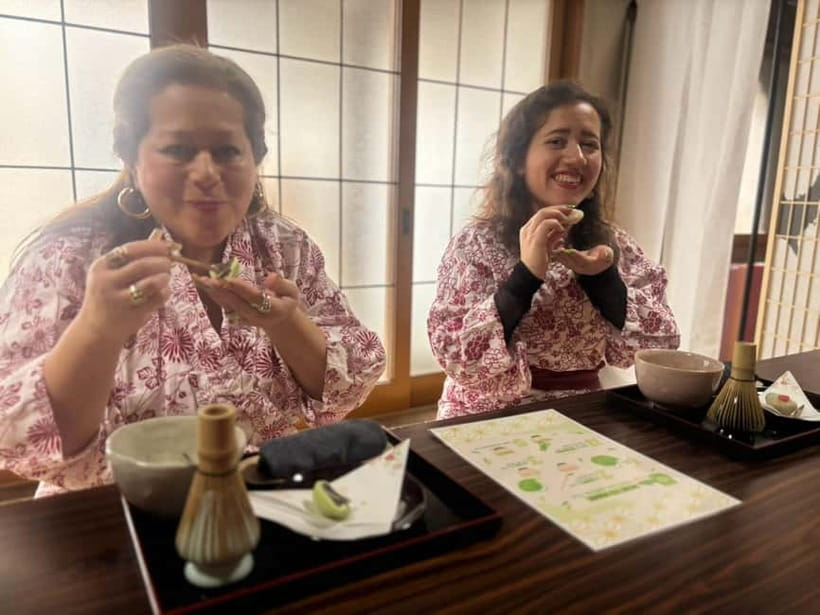 Osaka Temple Head Spa &Matcha Facial – Refresh & Glow〈90min〉 - Finding the meeting point without a wrong turn