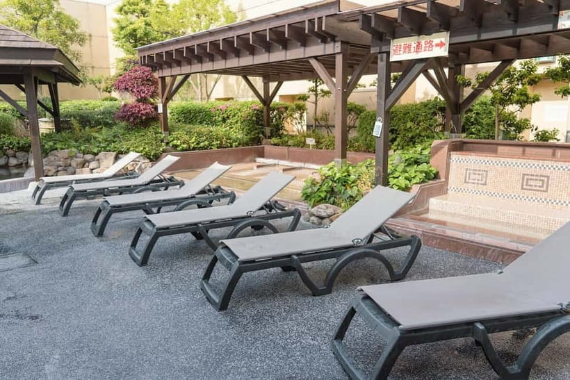 Osaka: Tennen Onsen Naniwa-no-Yu, the famous hot spring spa - How Naniwa-no-Yu compares with a hotel bath