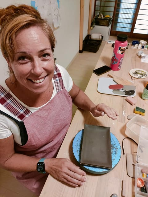 Osaka: Traditional Japanese Ceramics Private Experience - Shigaraki clay and the feel of hand-building