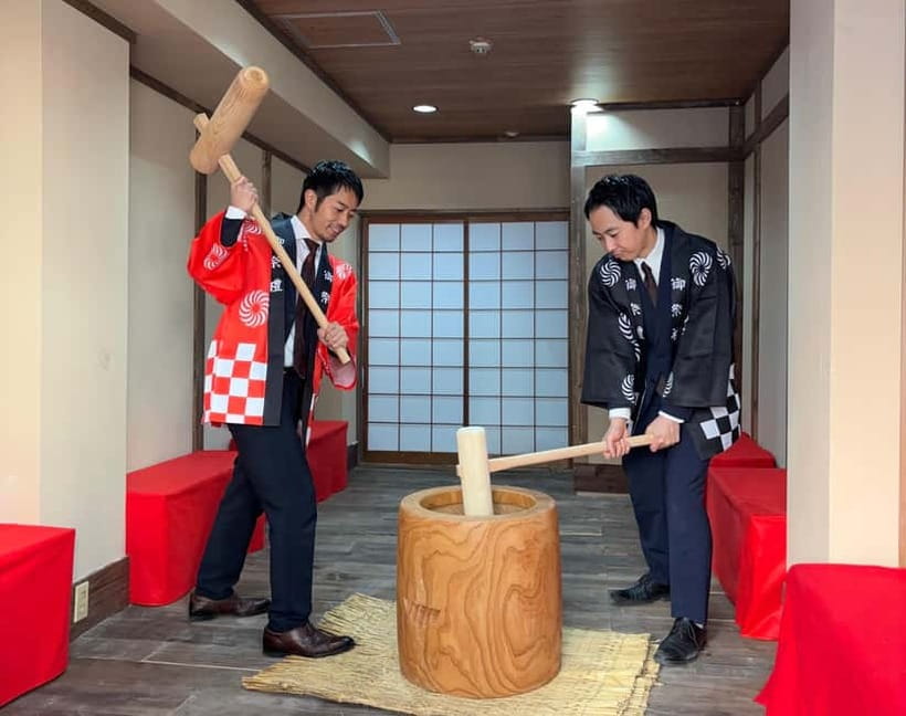 Osaka: Traditional Mochi Pounding Experience with Tasting - From Steamed Rice to Soft, Sticky Mochi