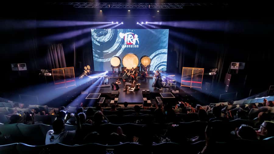 Osaka: UTAGE Japanese Taiko Live Show - Inside the theatre, the close seating changes everything