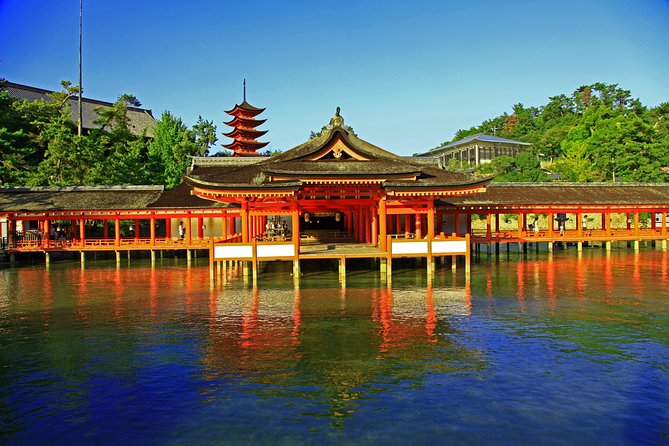 Peaceful Hiroshima & Miyajima UNESCO 1 Day Bus Tour - One day, two very different sides of Hiroshima