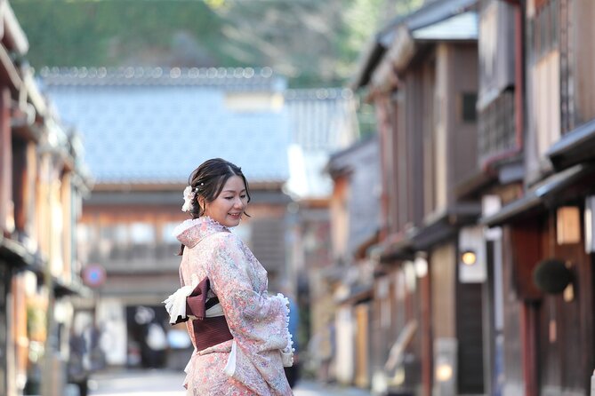 Photoshoot session by professional photographer in Kanazawa - Who will get the most from this experience
