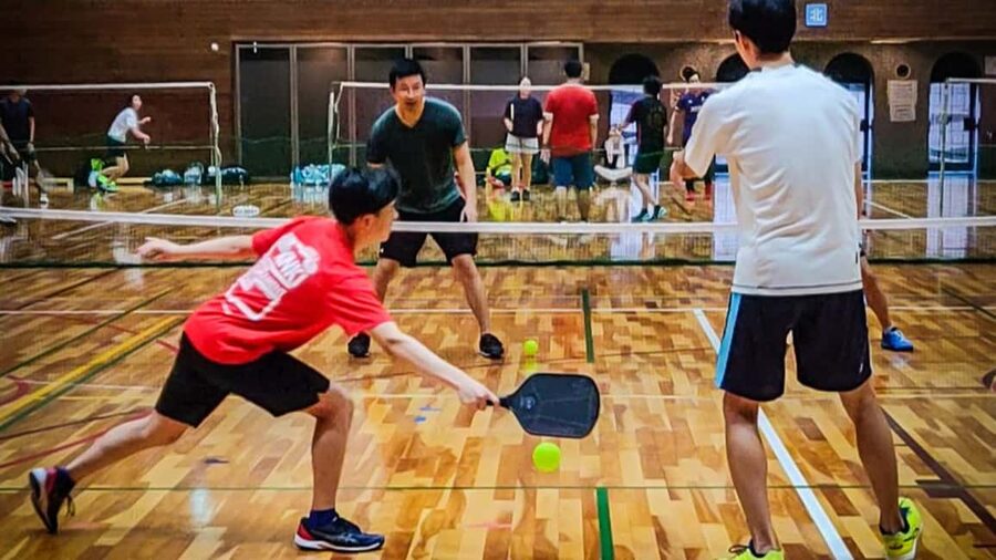 Pickleball in Osaka, Kobe & Kyoto with Locals! - Meeting Mark, Shuu-san, and the local players