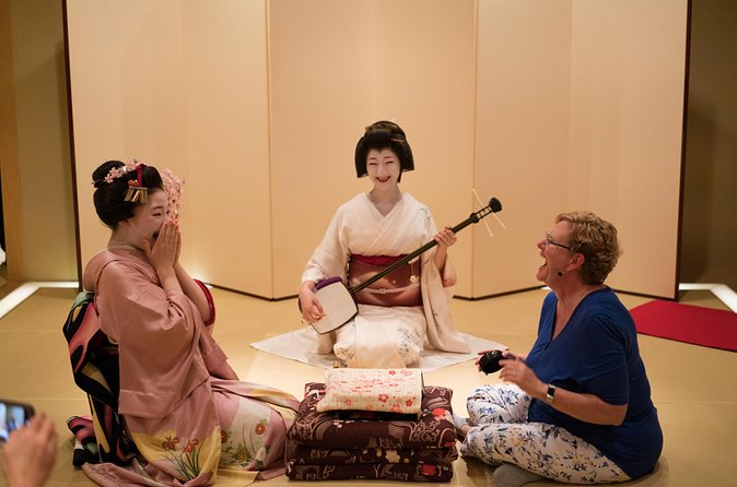 Private Dinner with Maiko and Geiko in Kyoto - The booking decision comes down to access