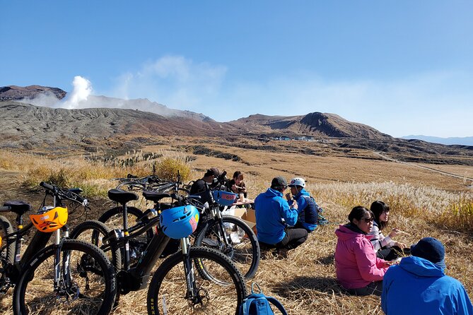 Private E-MTB guided cycling around Mt. Aso volcano & grasslands - Reaching Nakadake Crater at about 1,260 meters