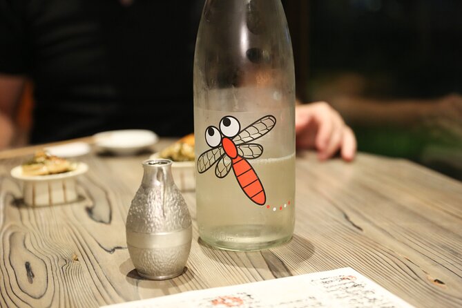 Private Food & Sake Tour in Central Kyoto with Sake Sommelier - A standing bar and Kyoto’s nomi aruki custom