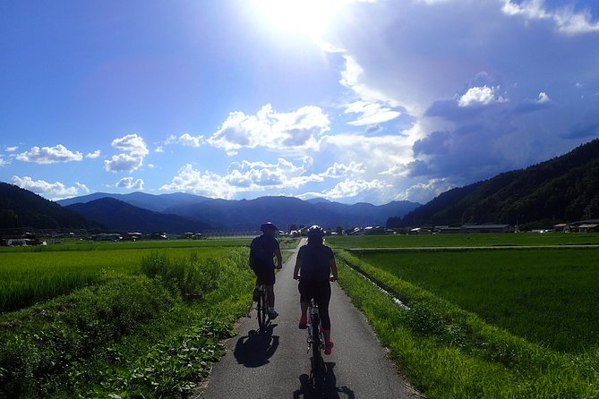 Private-group Morning Cycling Tour in Hida-Furukawa - Markets, Vegetables, and Everyday Rural Life