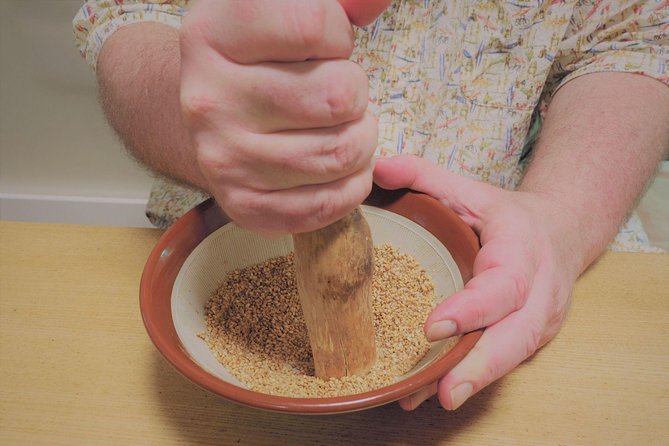 Private Japanese Cooking Class in Hiroshima with Machiko's Family - Vegetarian, vegan, and seafood considerations