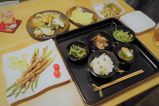 Private Japanese Cooking Class in Hiroshima with Machiko's Family - The 1.5-hour cooking lesson with Machiko